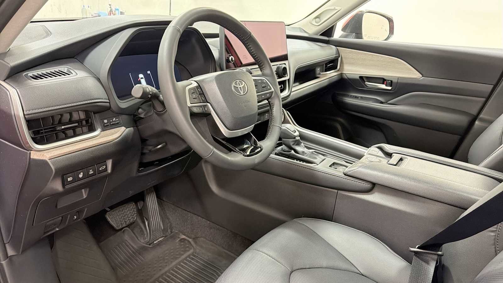 Thumbnail: 2025 Toyota Grand Highlander - 12