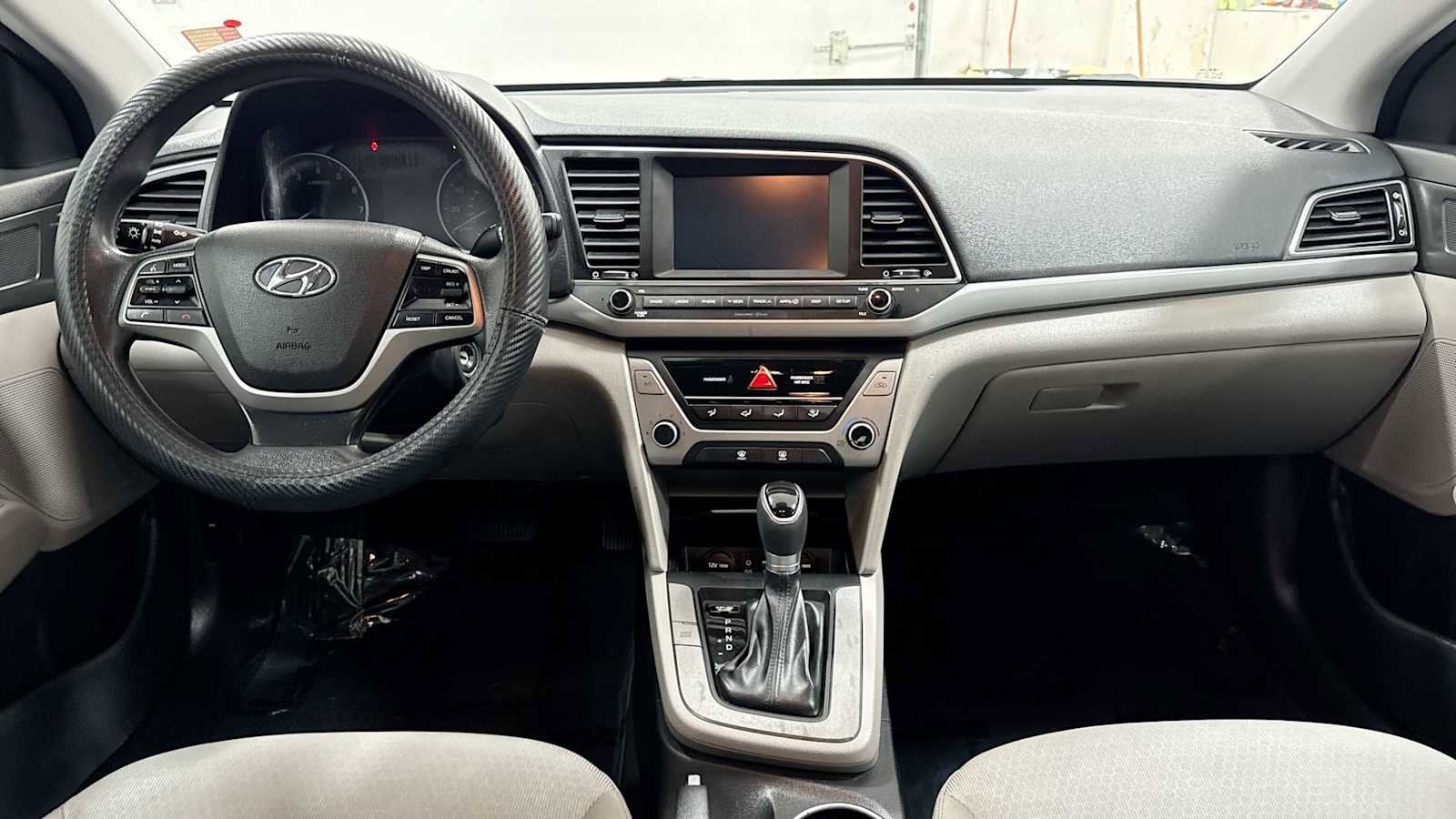 Thumbnail: 2017 Hyundai Elantra - 25
