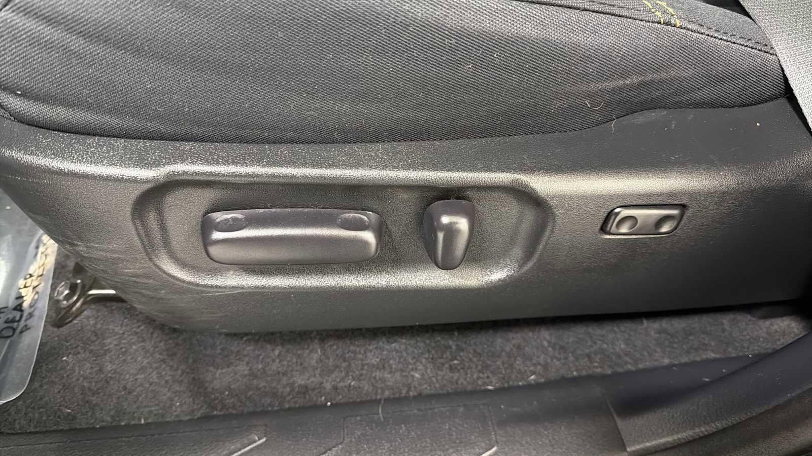 Thumbnail: 2020 Toyota Tacoma - 14