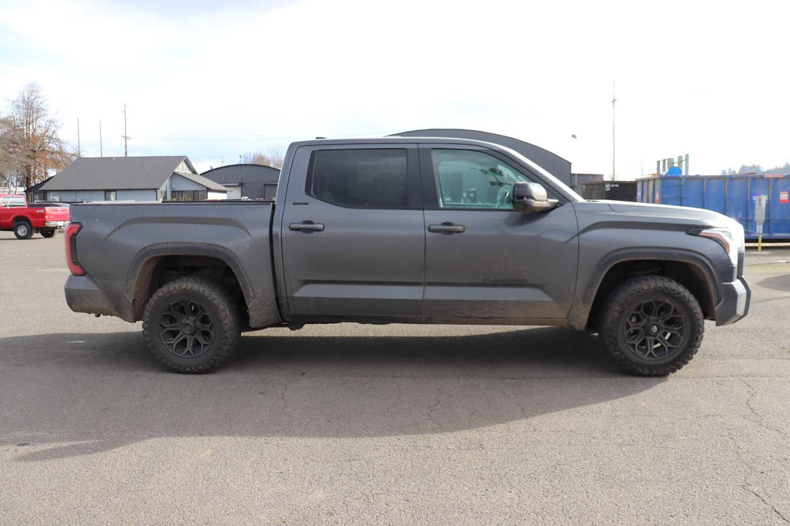 Thumbnail: 2024 Toyota Tundra - 4