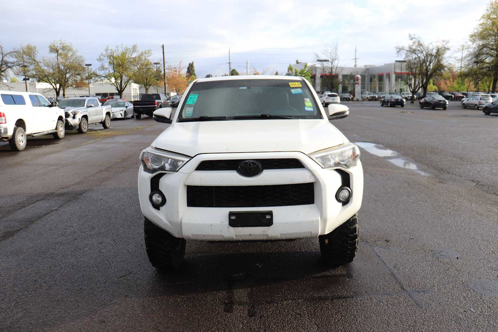 Thumbnail: 2019 Toyota 4Runner - 2