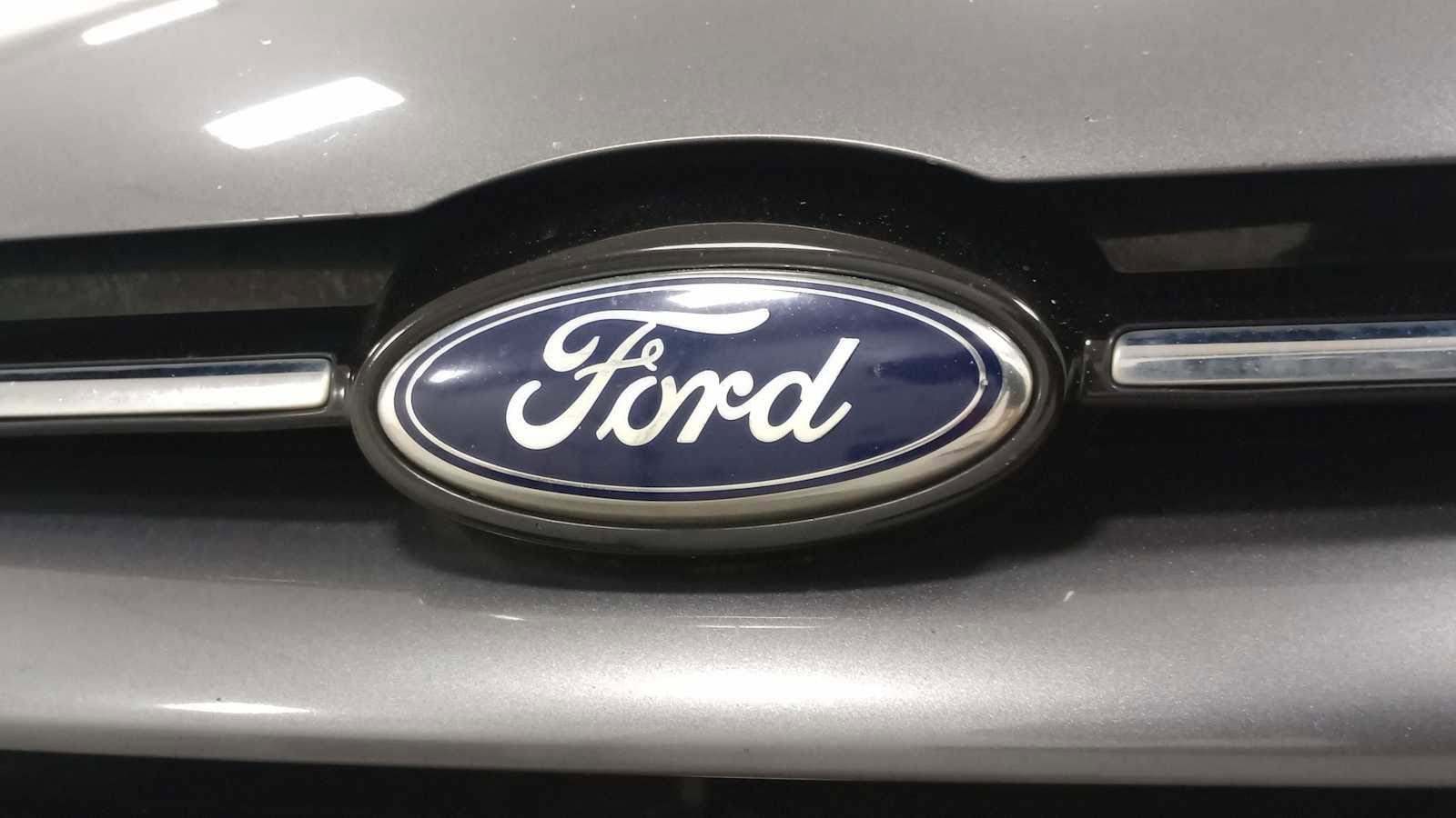 Thumbnail: 2014 Ford Focus - 28