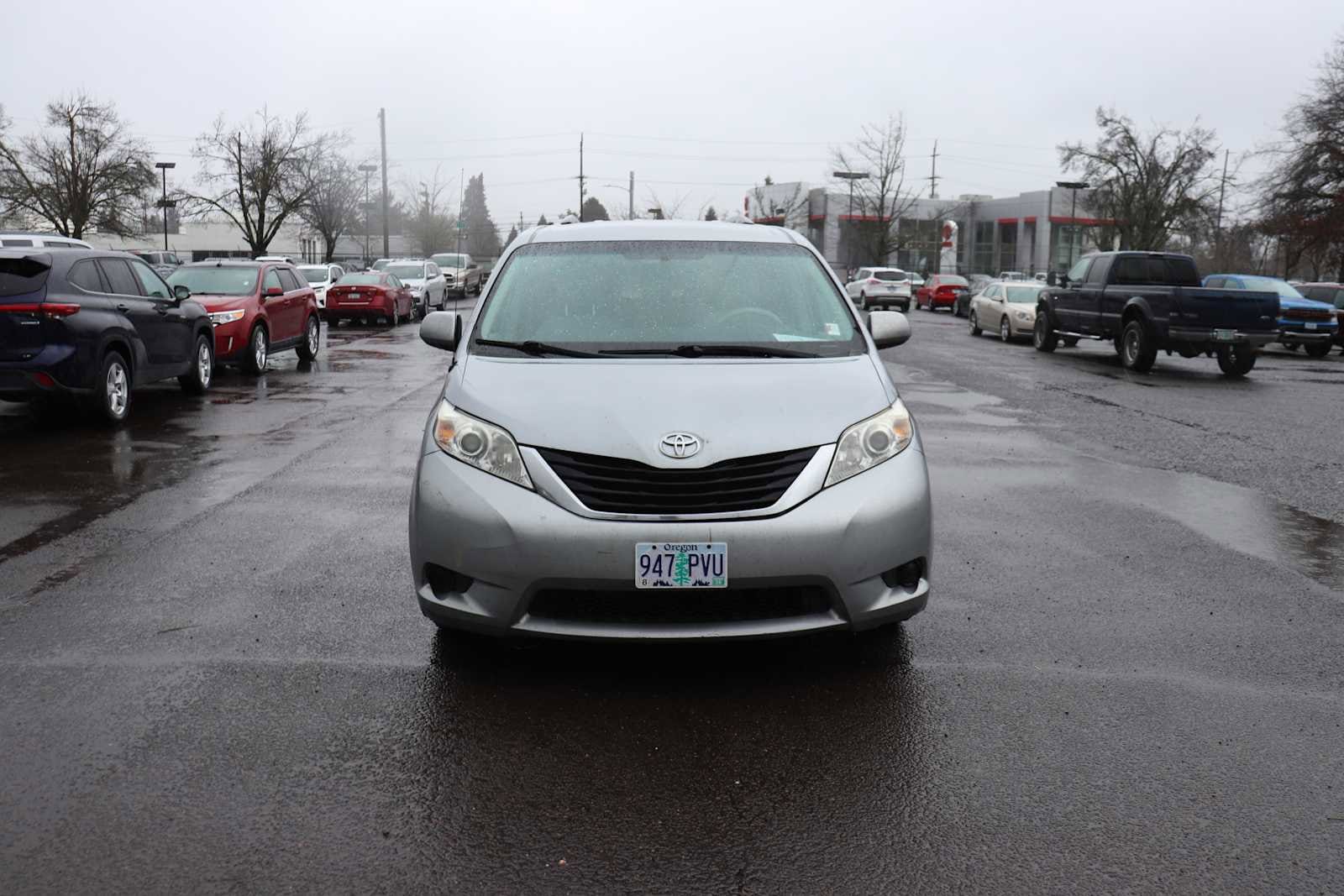 Thumbnail: 2012 Toyota Sienna - 2