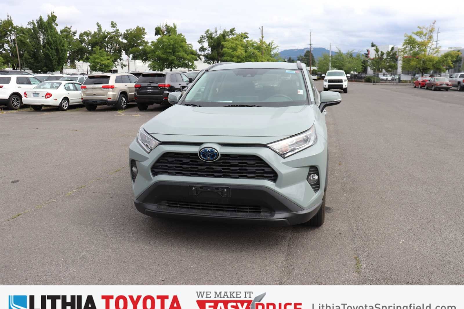 Thumbnail: 2020 Toyota RAV4 - 1