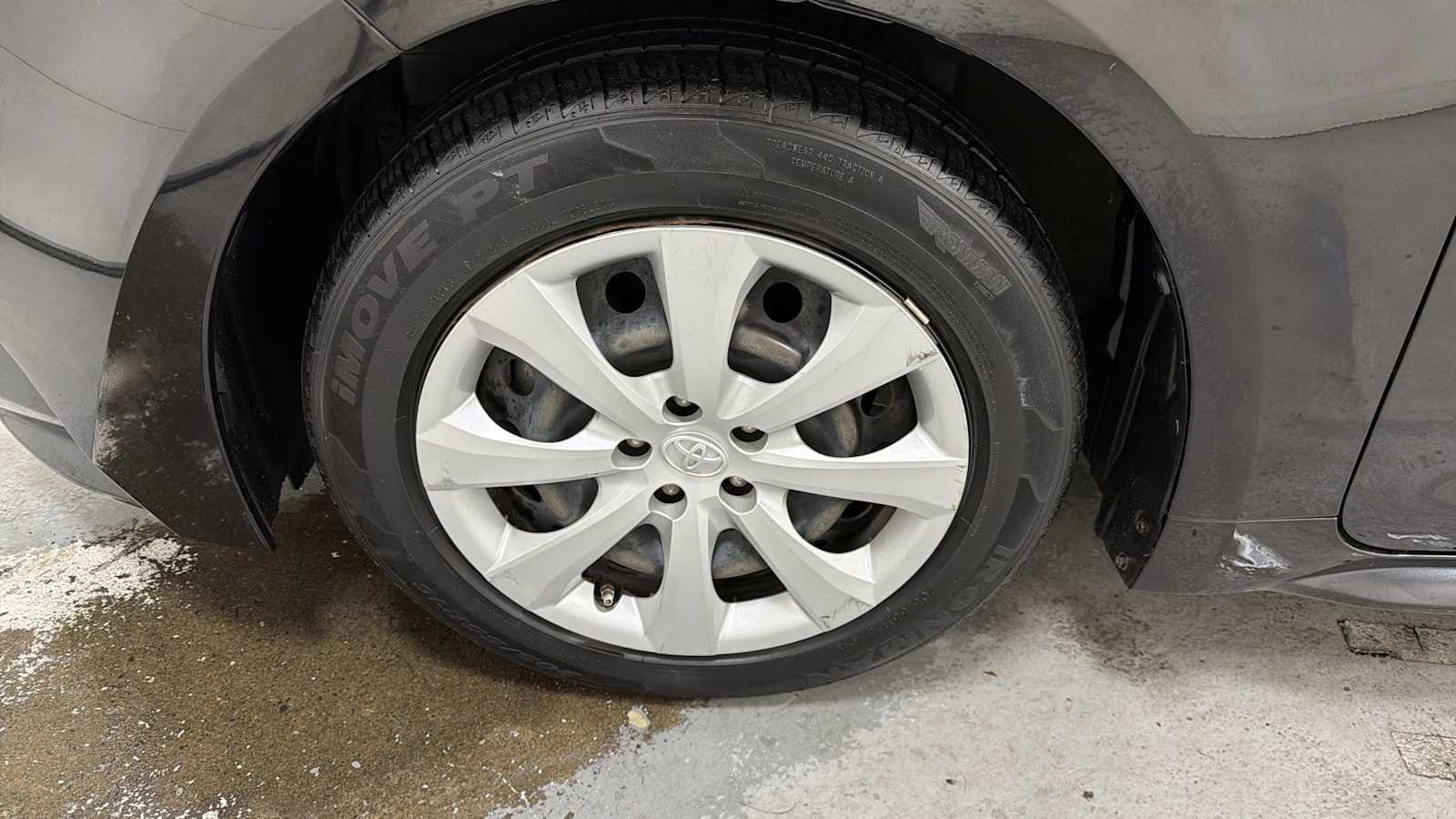 Thumbnail: 2022 Toyota Corolla - 10