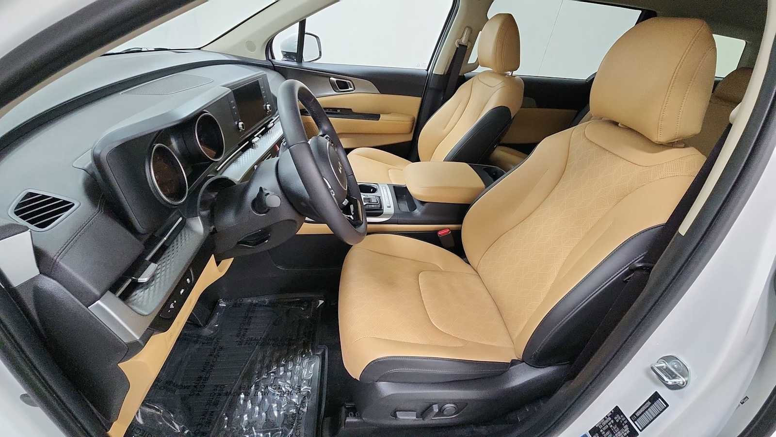 Thumbnail: 2024 Kia Carnival - 13