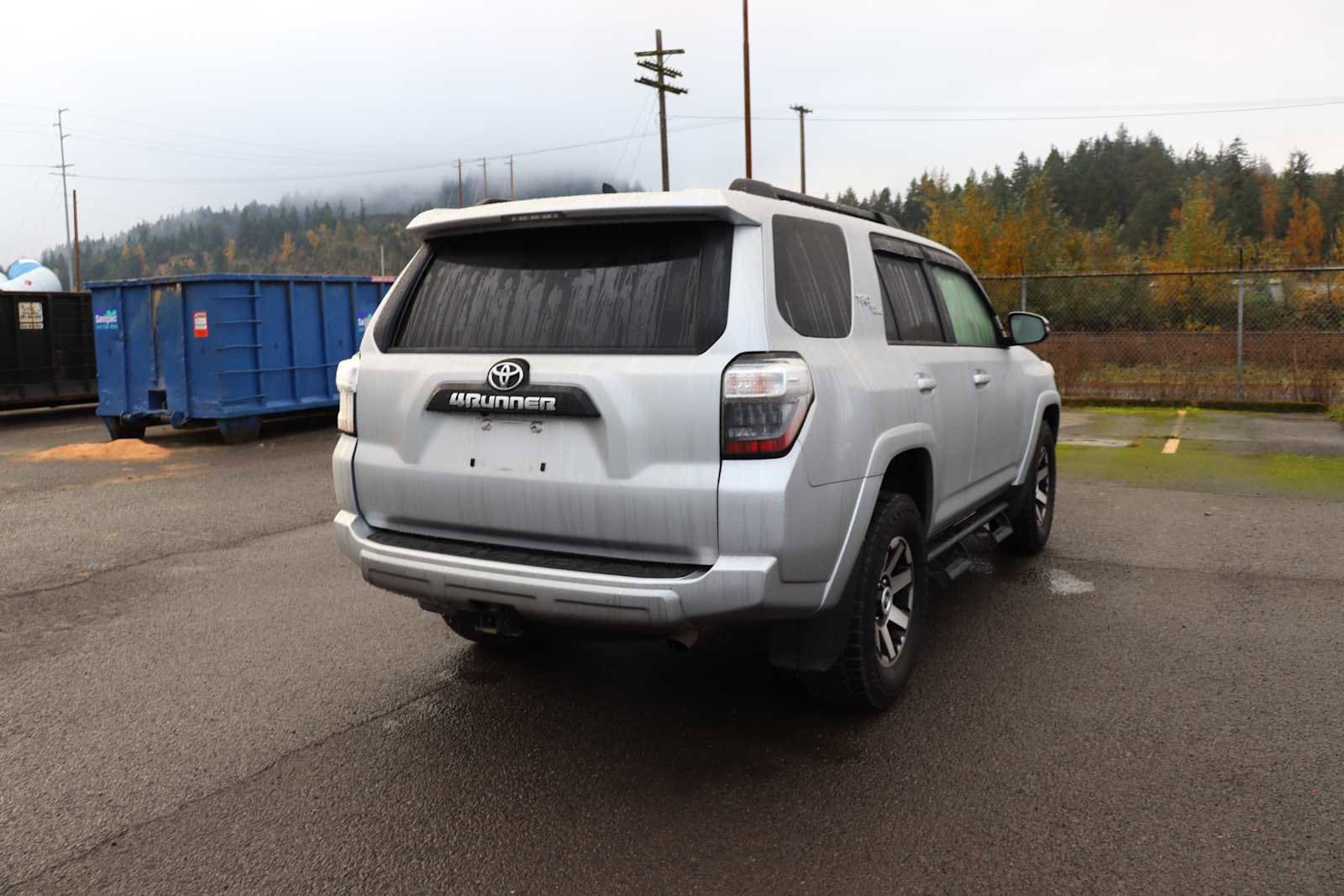 Thumbnail: 2022 Toyota 4Runner - 5