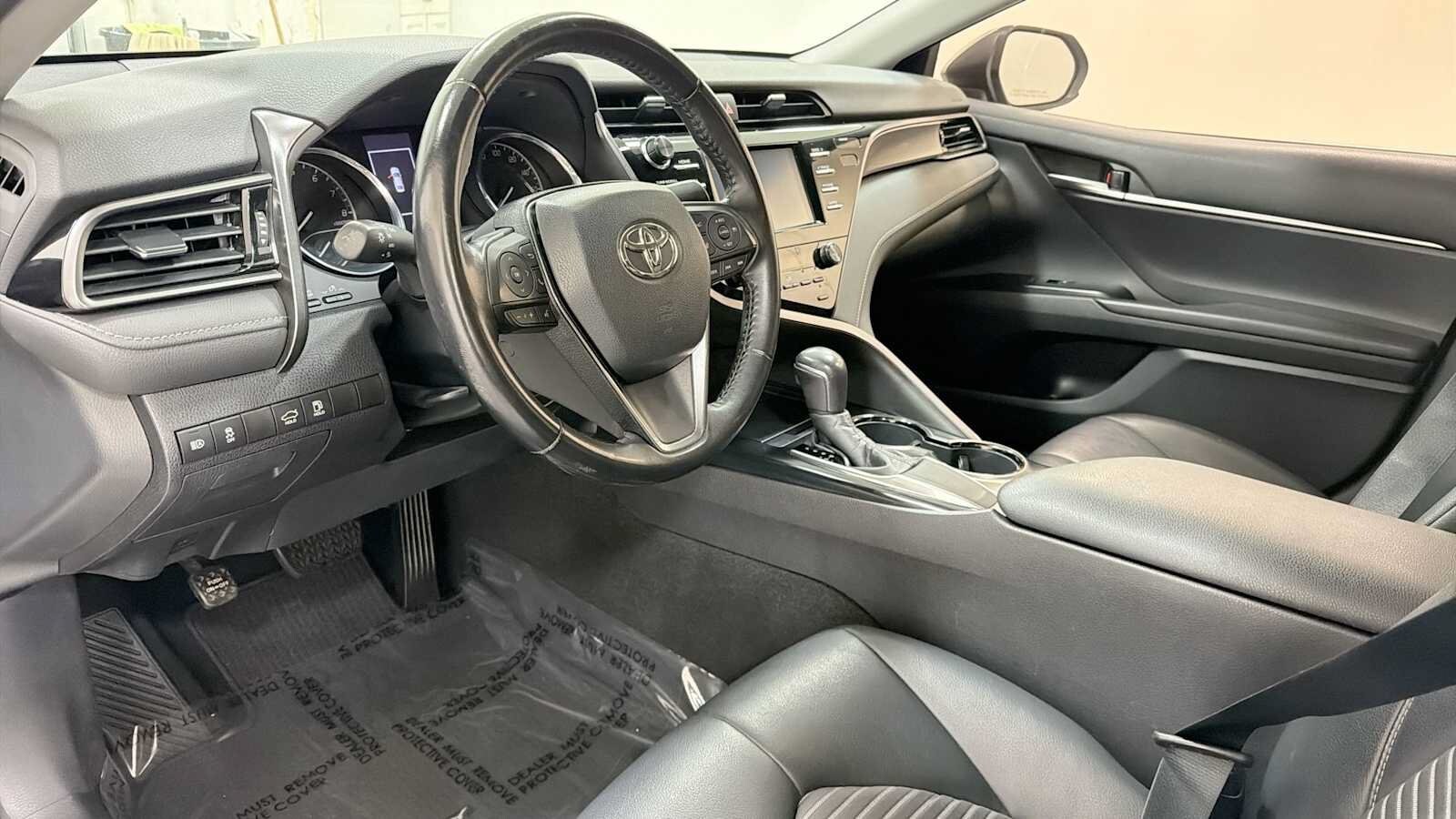 Thumbnail: 2019 Toyota Camry - 12