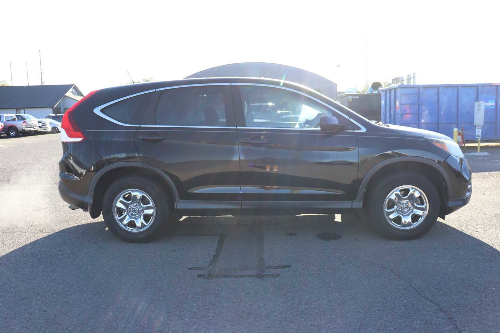 2014 Honda CR-V LX photo 3