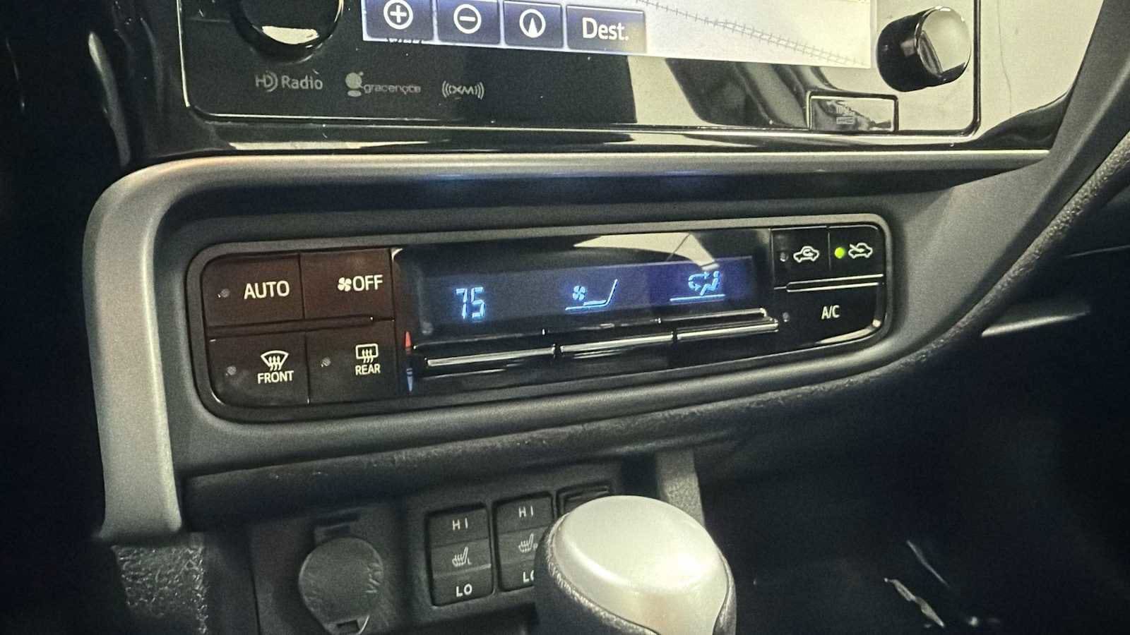 Thumbnail: 2018 Toyota Corolla - 21