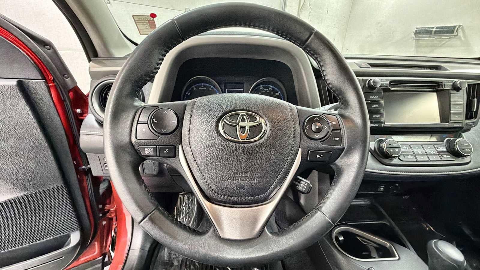Thumbnail: 2017 Toyota RAV4 - 16