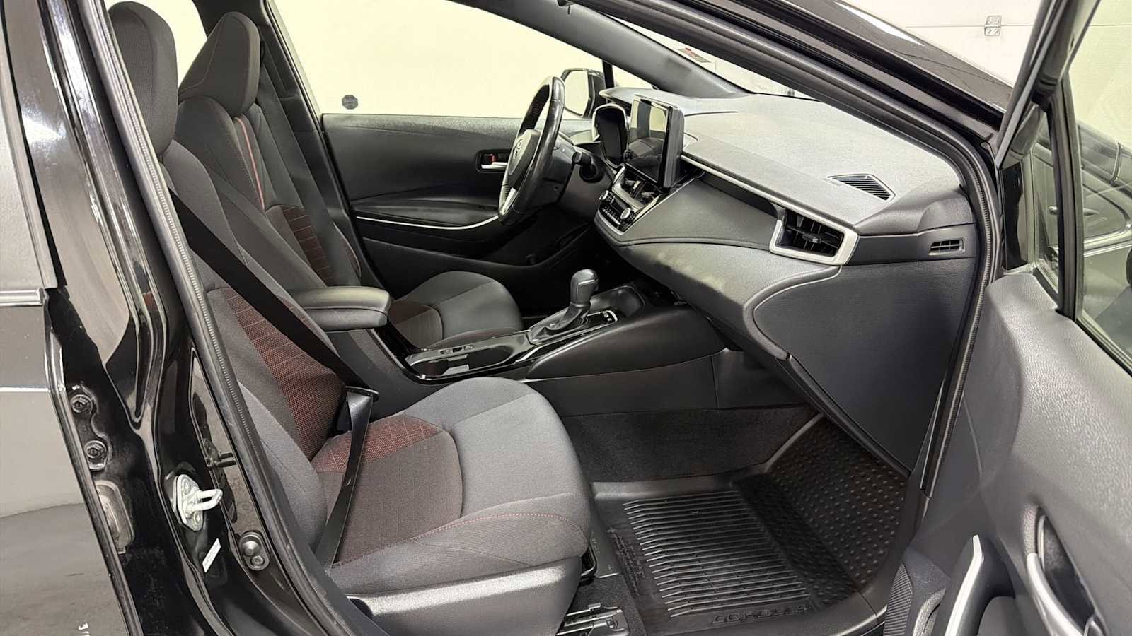 Thumbnail: 2024 Toyota Corolla - 30