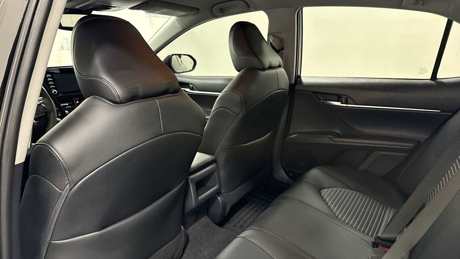 Thumbnail: 2023 Toyota Camry - 24