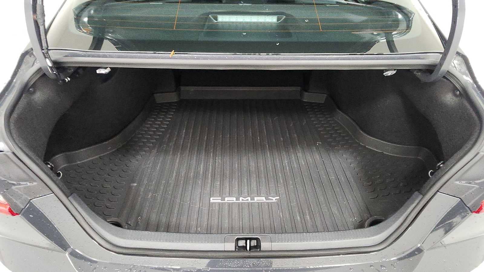 Thumbnail: 2025 Toyota Camry - 27