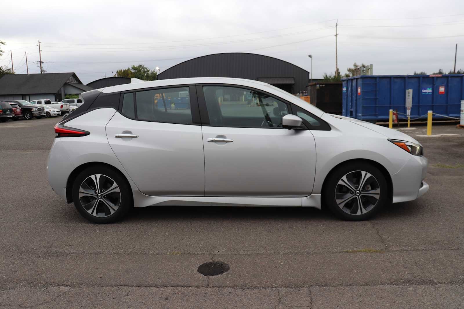 Thumbnail: 2020 Nissan Leaf - 4