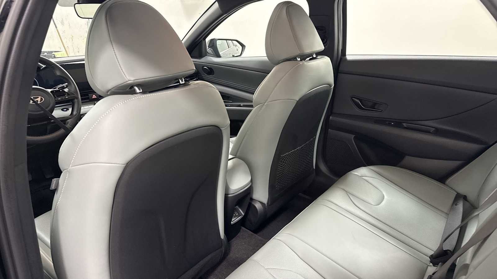 Thumbnail: 2025 Hyundai Elantra - 26