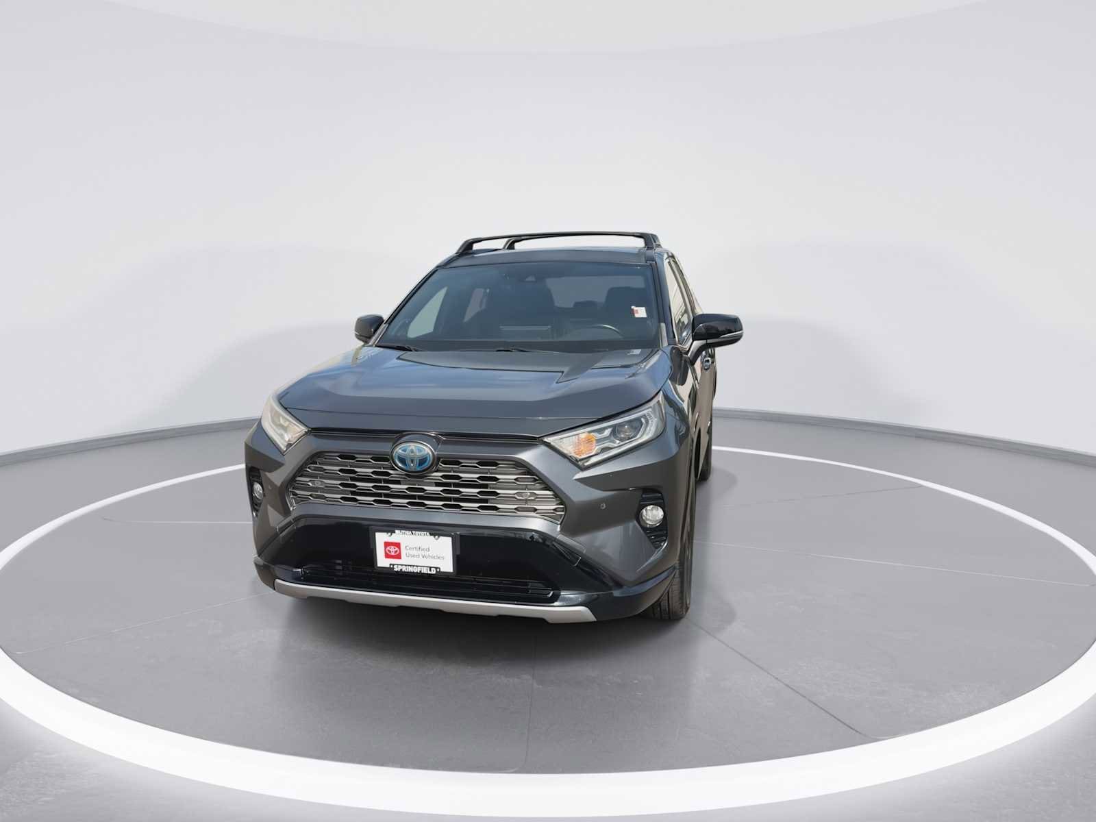 Thumbnail: 2019 Toyota RAV4 - 3