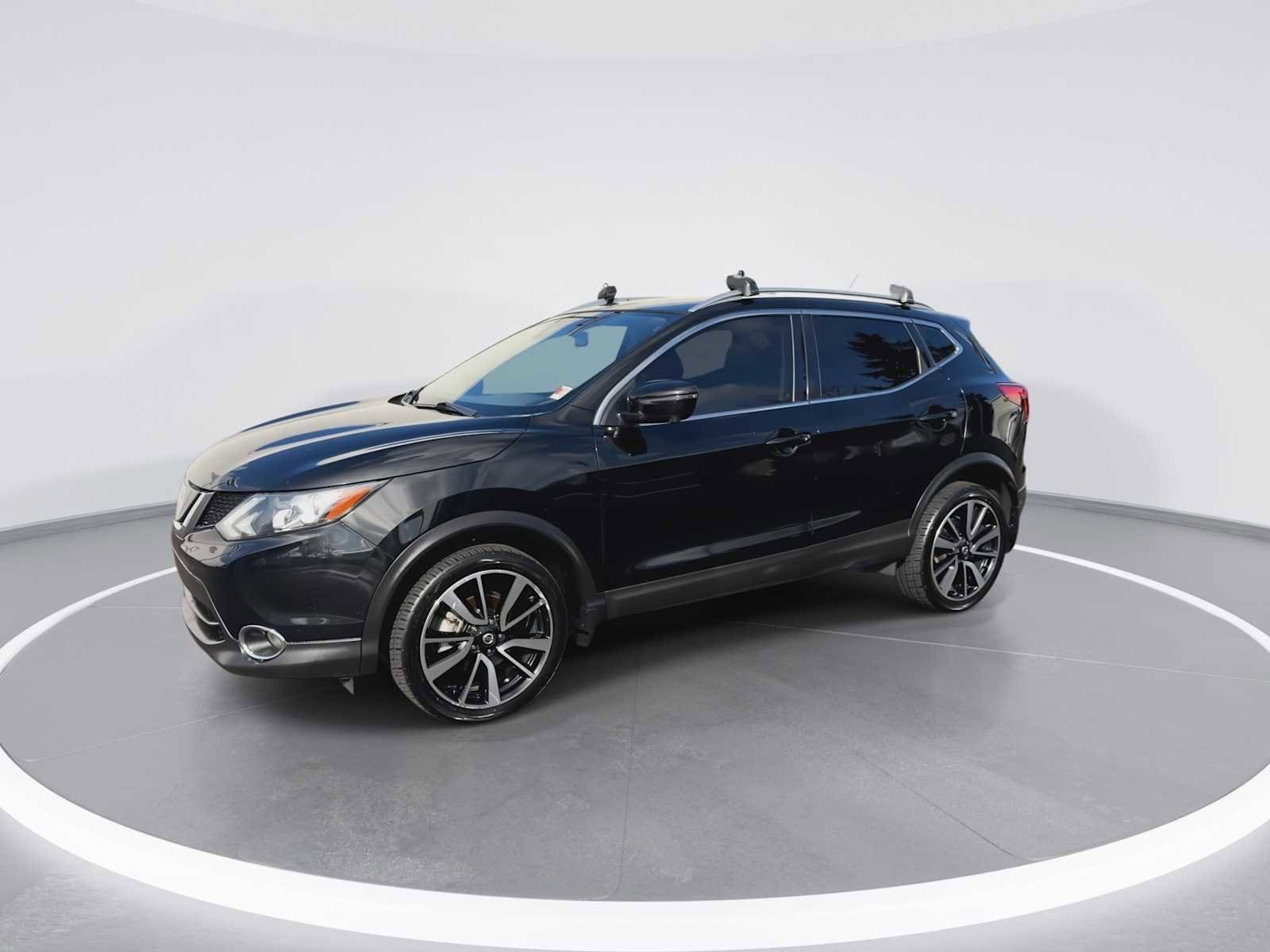 Thumbnail: 2018 Nissan Rogue Sport - 4