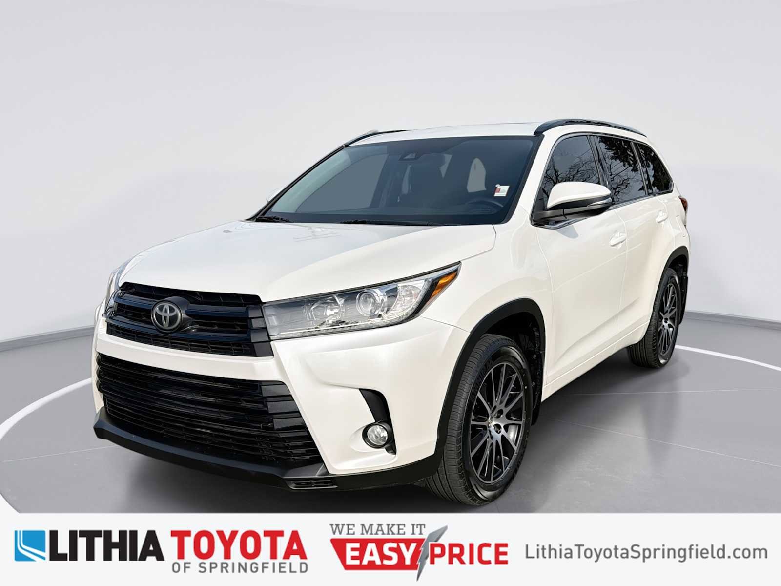 Thumbnail: 2017 Toyota Highlander - 1