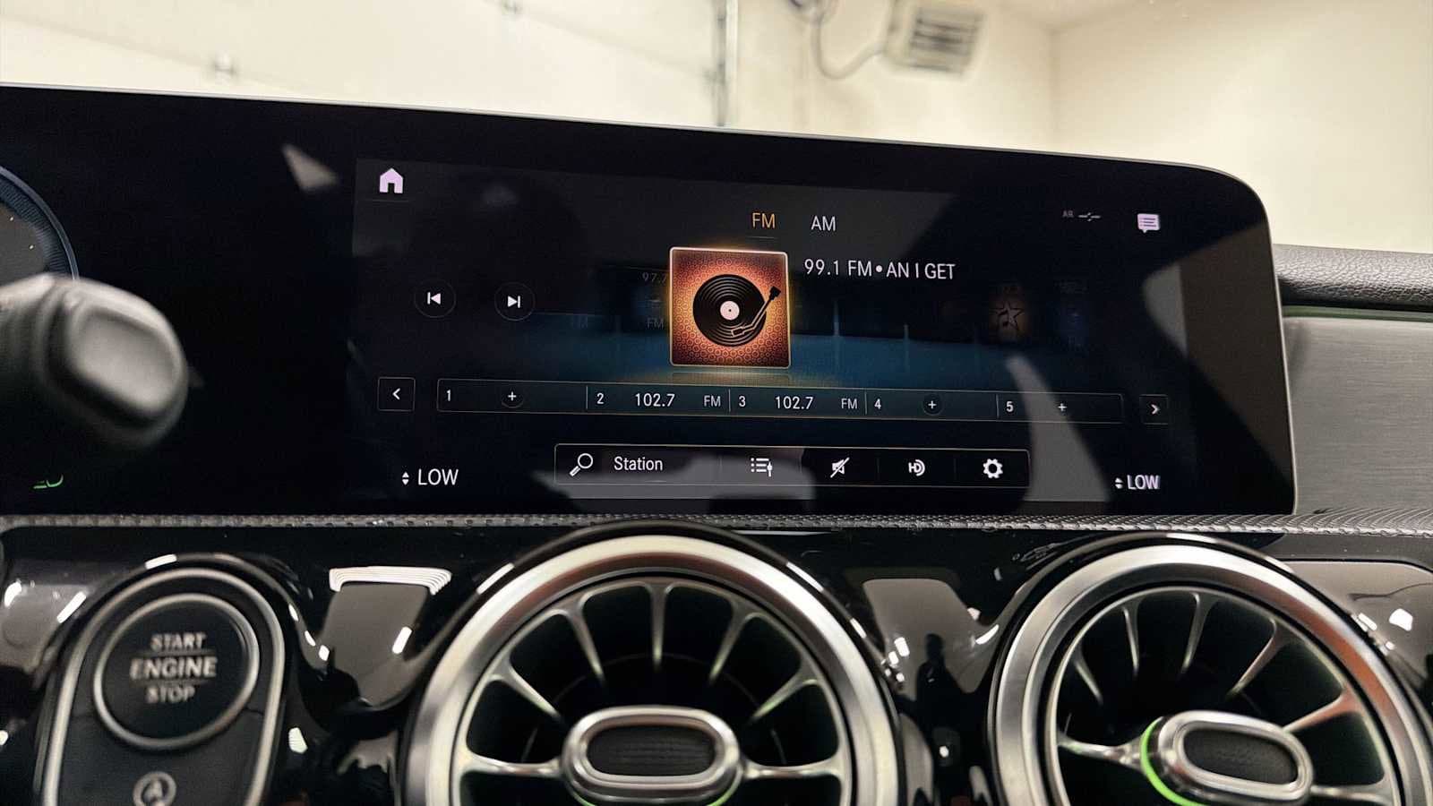 Thumbnail: 2019 Mercedes-Benz A-Class - 18