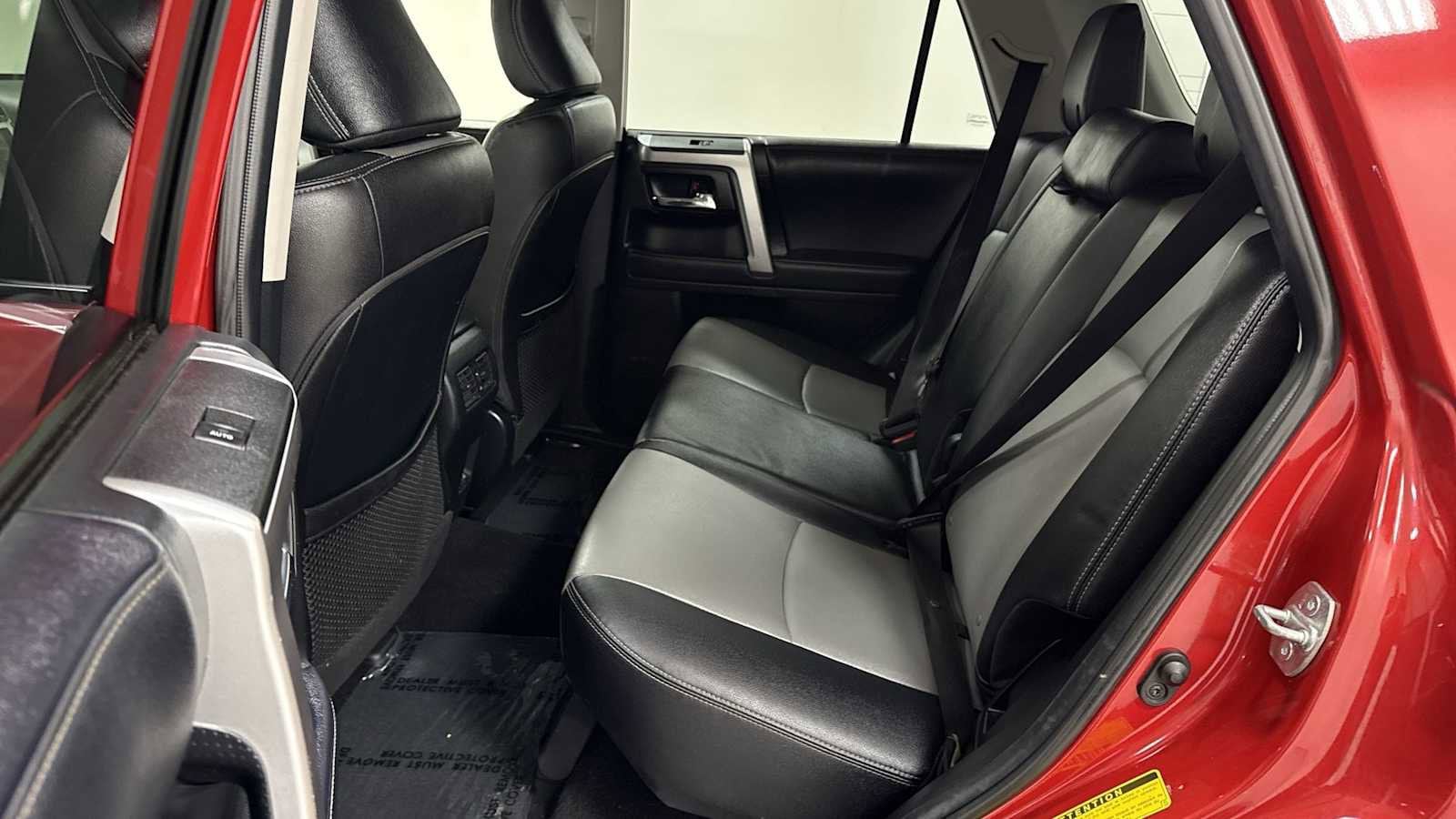 Thumbnail: 2022 Toyota 4Runner - 25