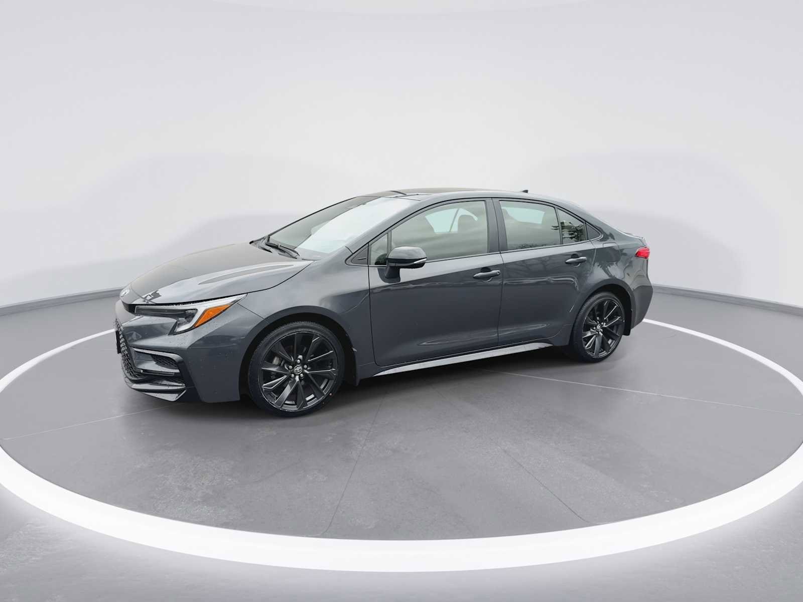 Thumbnail: 2024 Toyota Corolla - 4