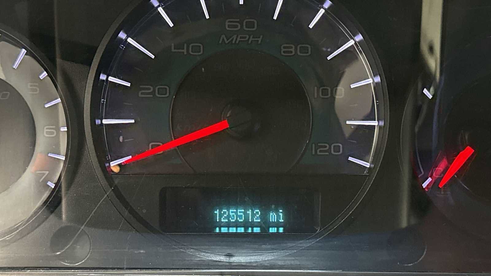 Thumbnail: 2011 Ford Fusion - 17