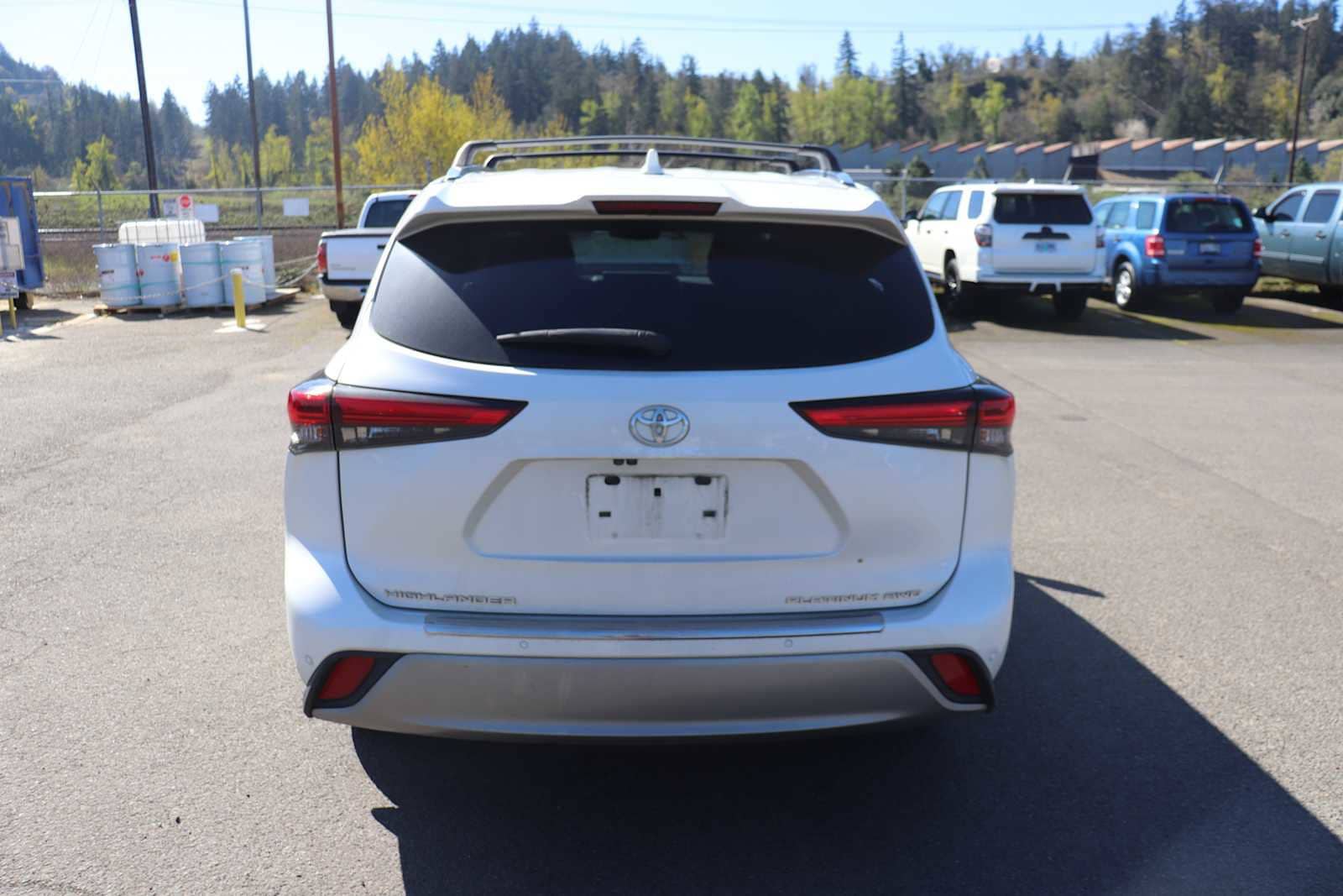 Thumbnail: 2020 Toyota Highlander - 6