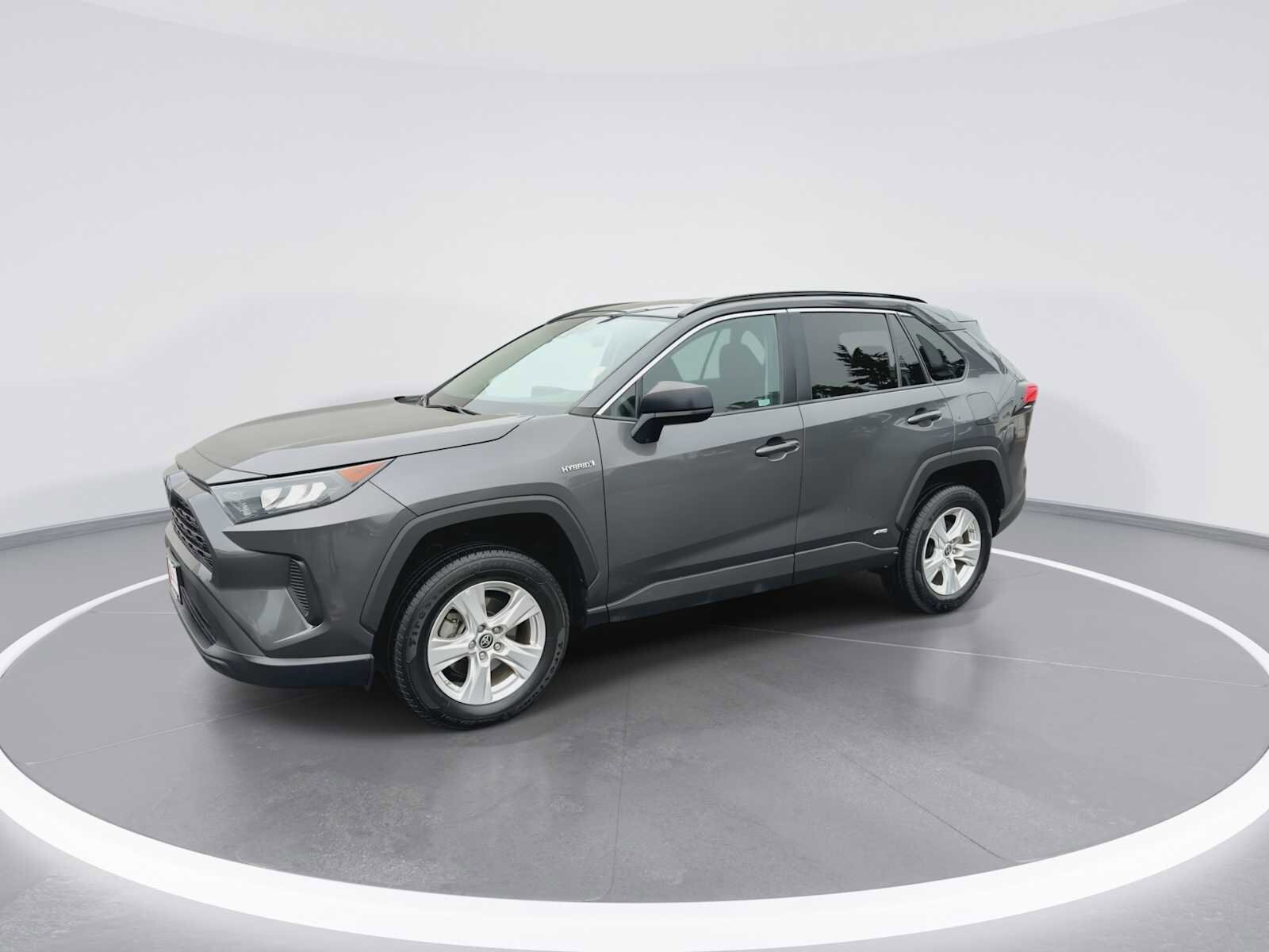 Thumbnail: 2021 Toyota RAV4 - 4