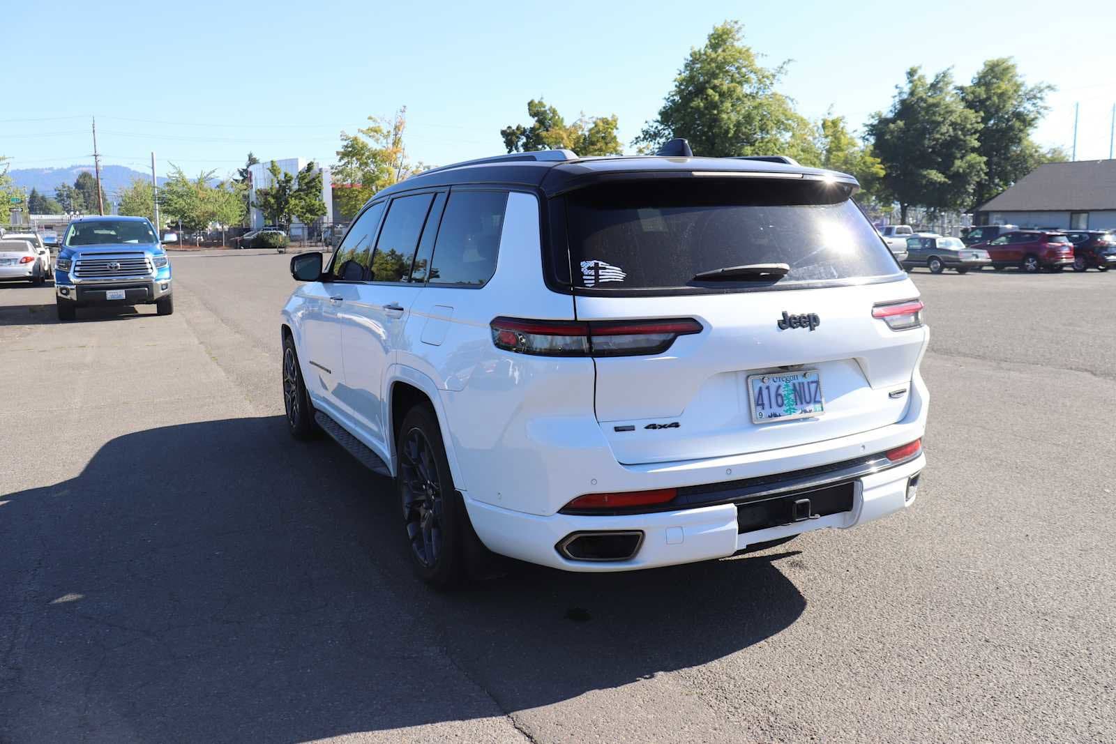 Thumbnail: 2023 Jeep Grand Cherokee - 7