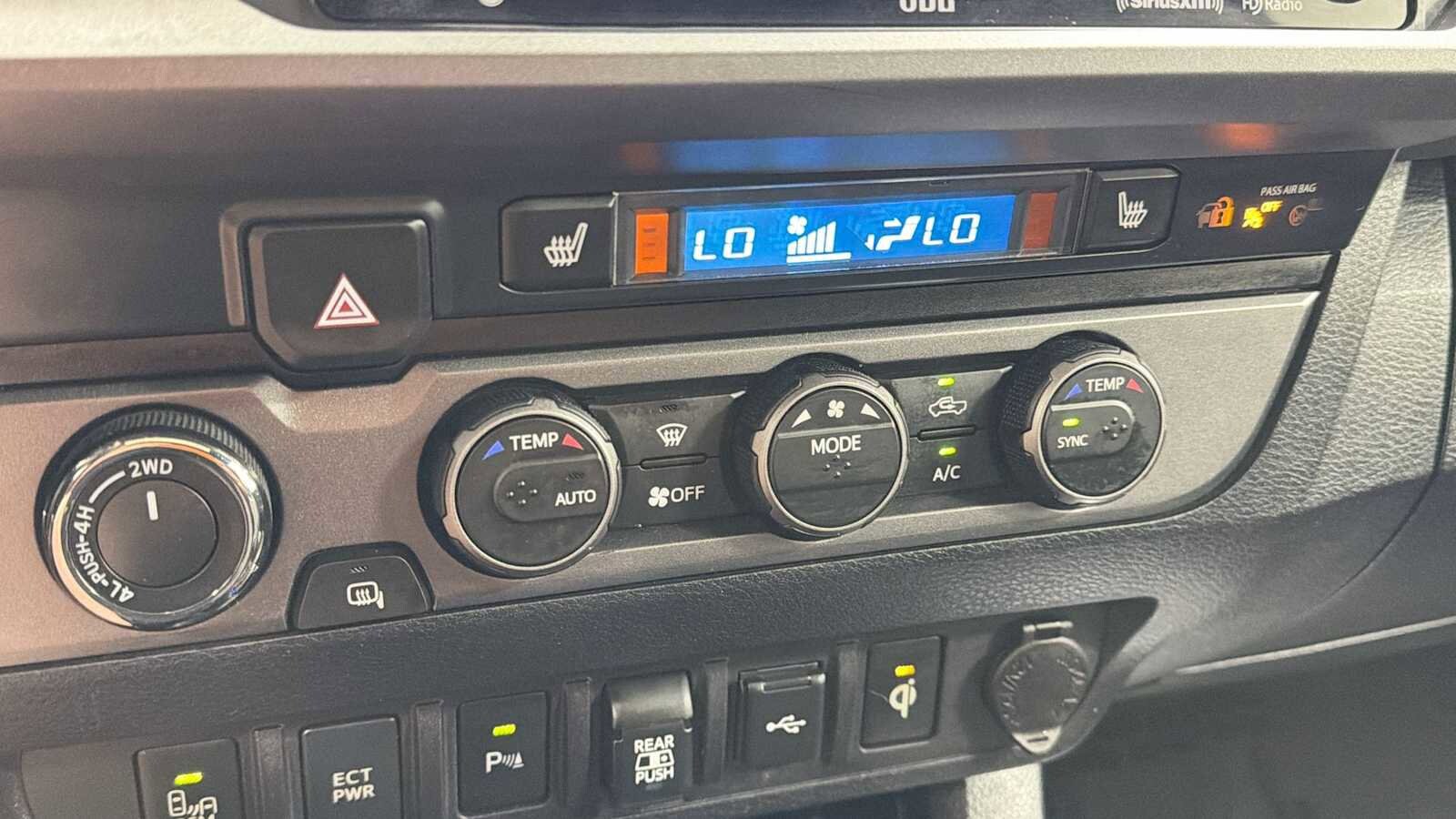 Thumbnail: 2021 Toyota Tacoma - 21