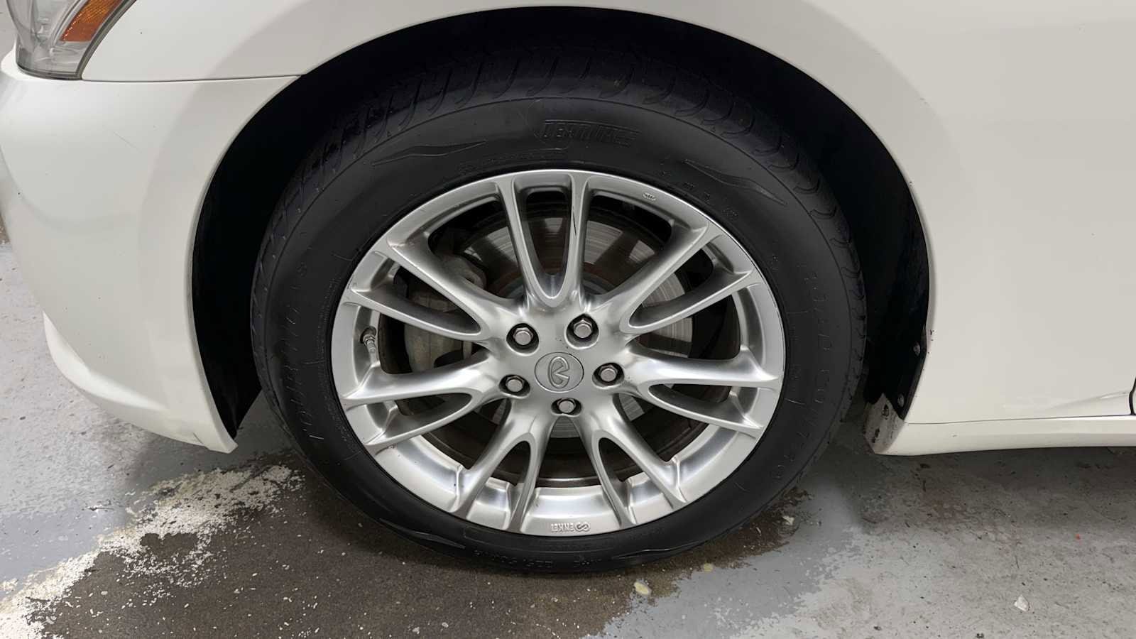 Thumbnail: 2010 INFINITI G37 - 10