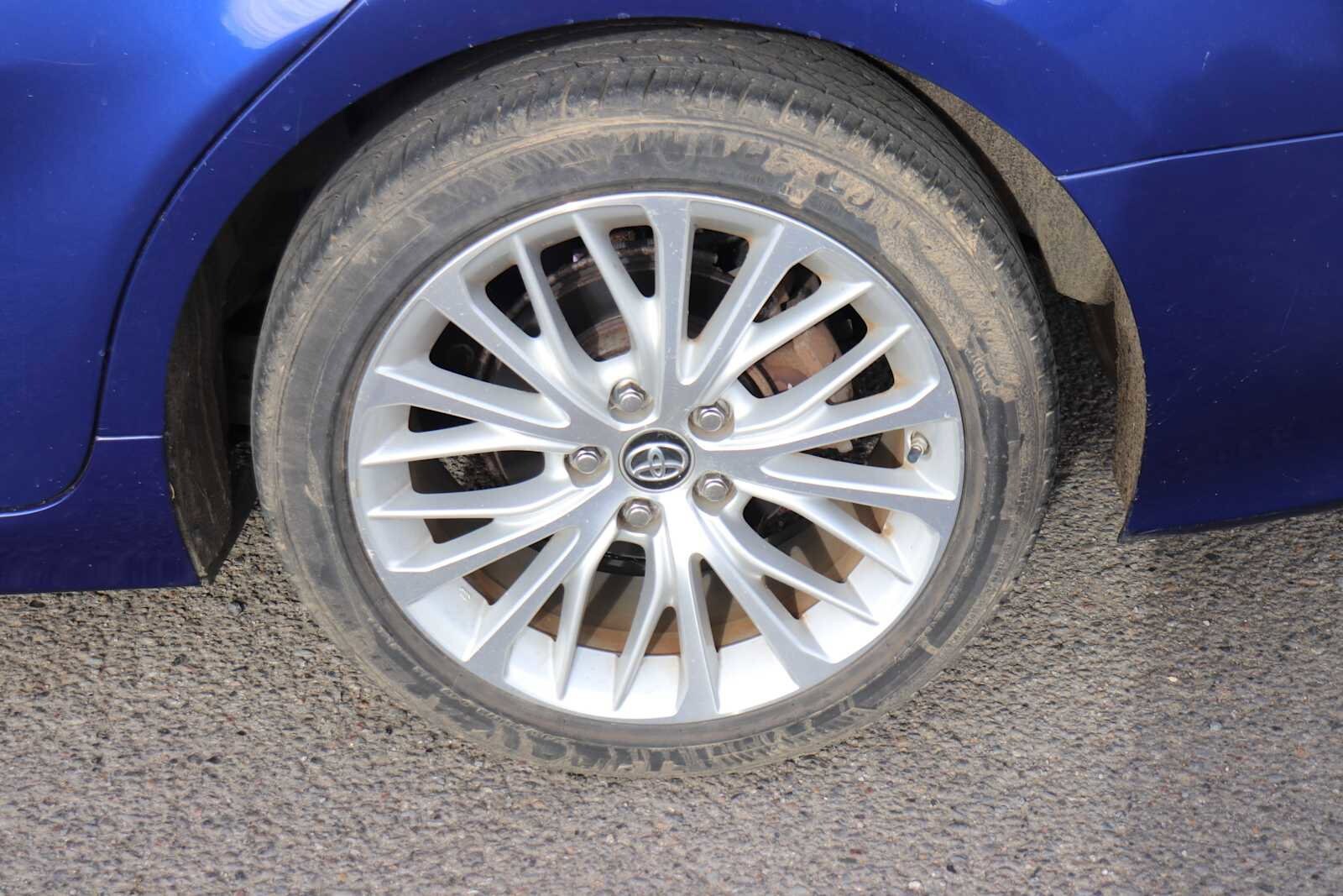 Thumbnail: 2018 Toyota Camry - 9