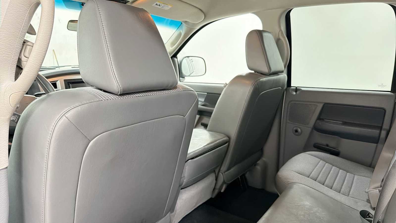 Thumbnail: 2008 Dodge Ram 1500 - 24