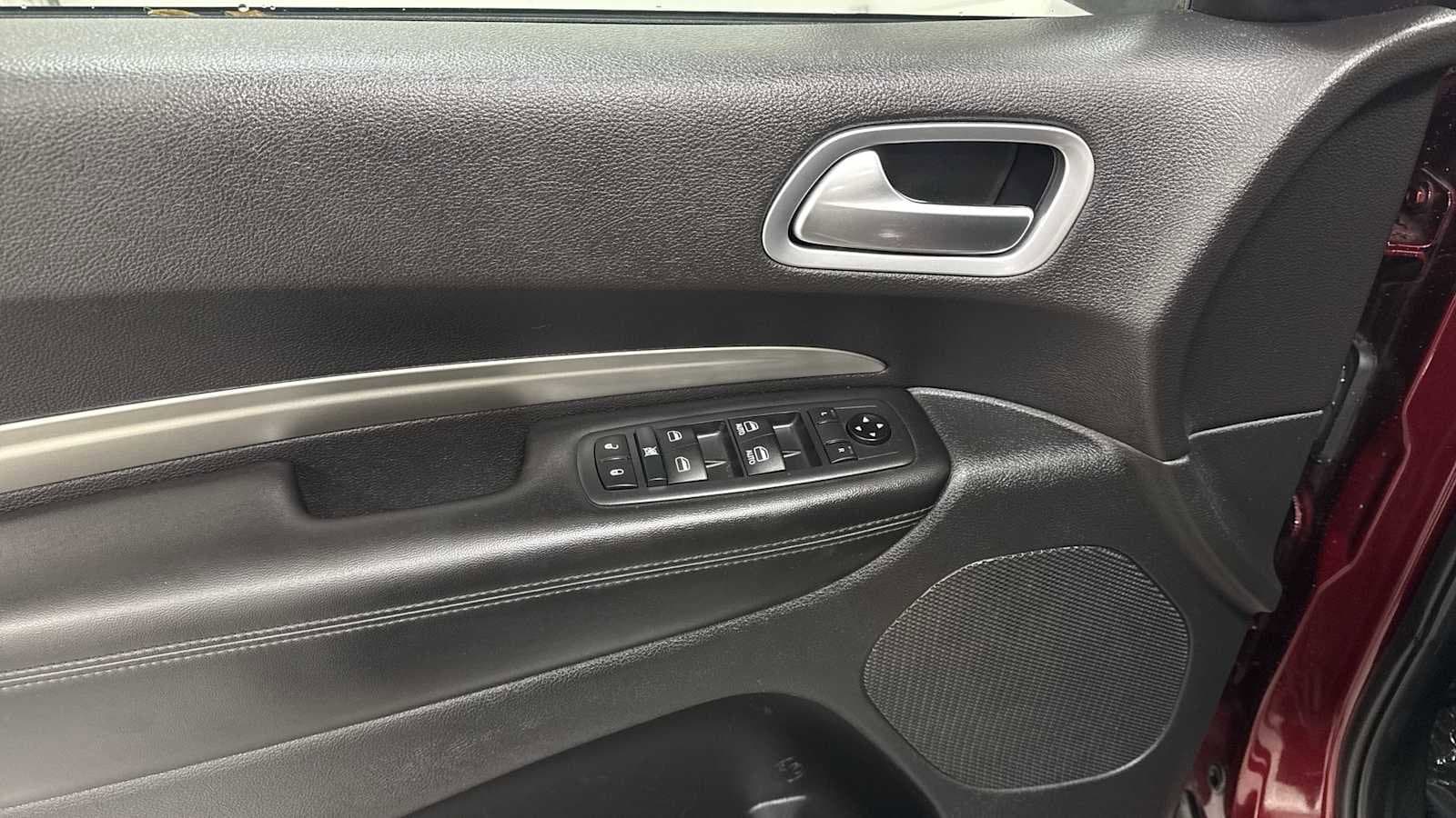 Thumbnail: 2020 Dodge Durango - 15