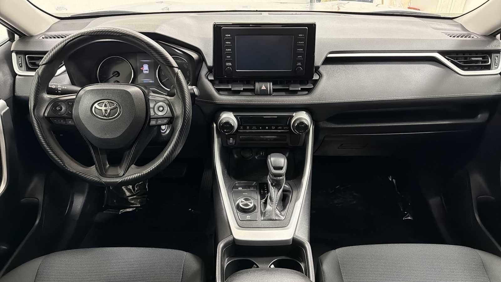 Thumbnail: 2019 Toyota RAV4 - 25