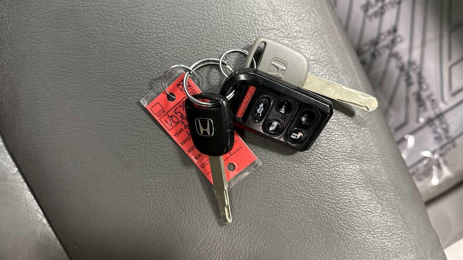 Thumbnail: 2010 Honda Odyssey - 33