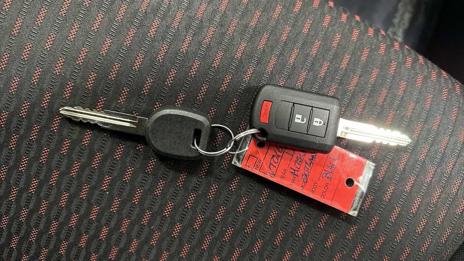 Thumbnail: 2018 Mitsubishi Outlander Sport - 29