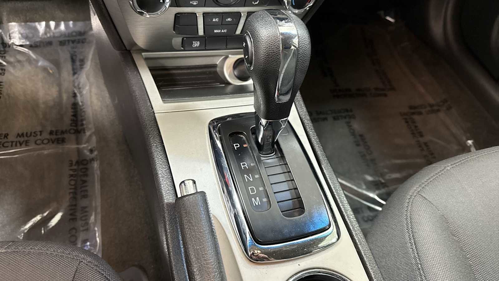 Thumbnail: 2011 Ford Fusion - 20