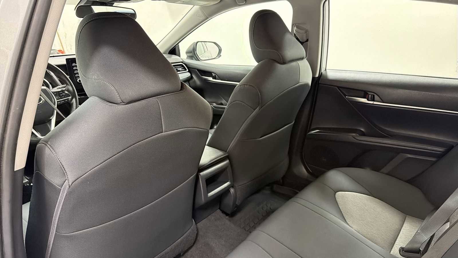 Thumbnail: 2021 Toyota Camry - 24