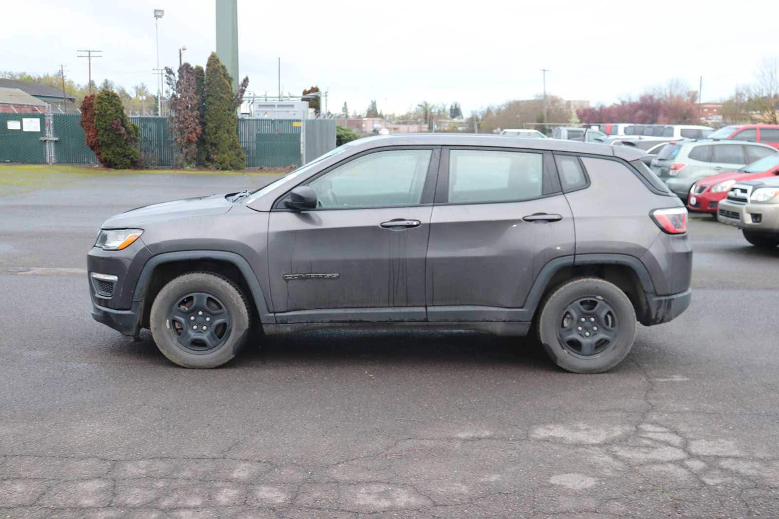 Thumbnail: 2018 Jeep Compass - 4