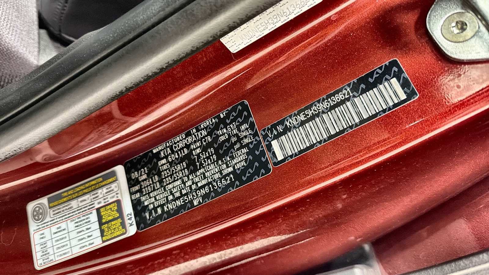 Thumbnail: 2022 Kia Carnival - 11