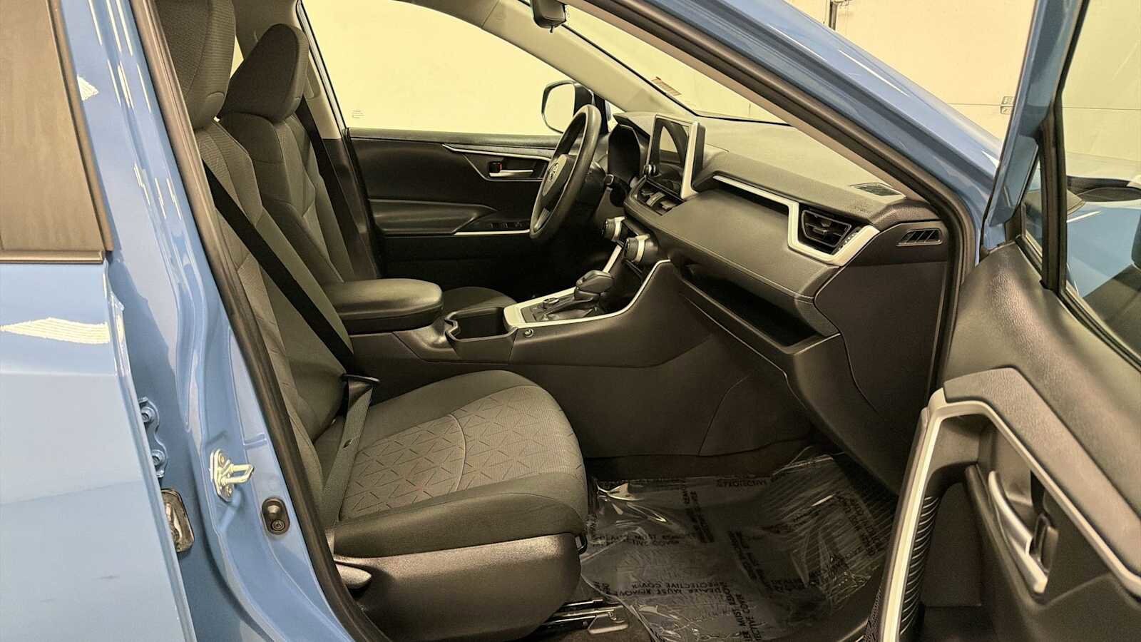 Thumbnail: 2023 Toyota RAV4 - 29