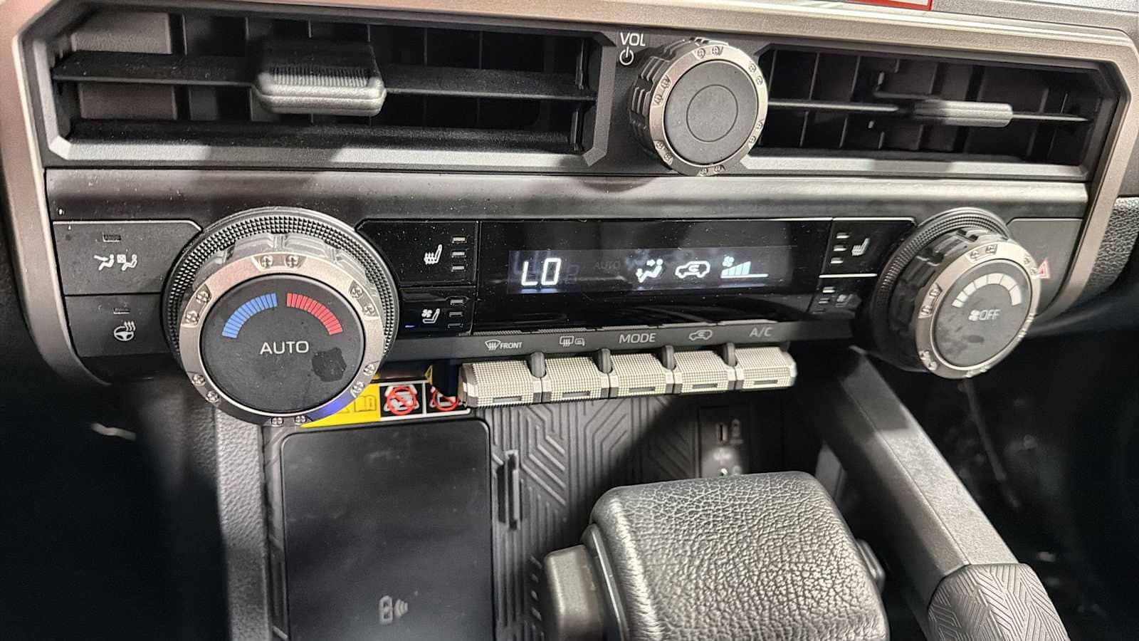 Thumbnail: 2025 Toyota 4Runner - 21