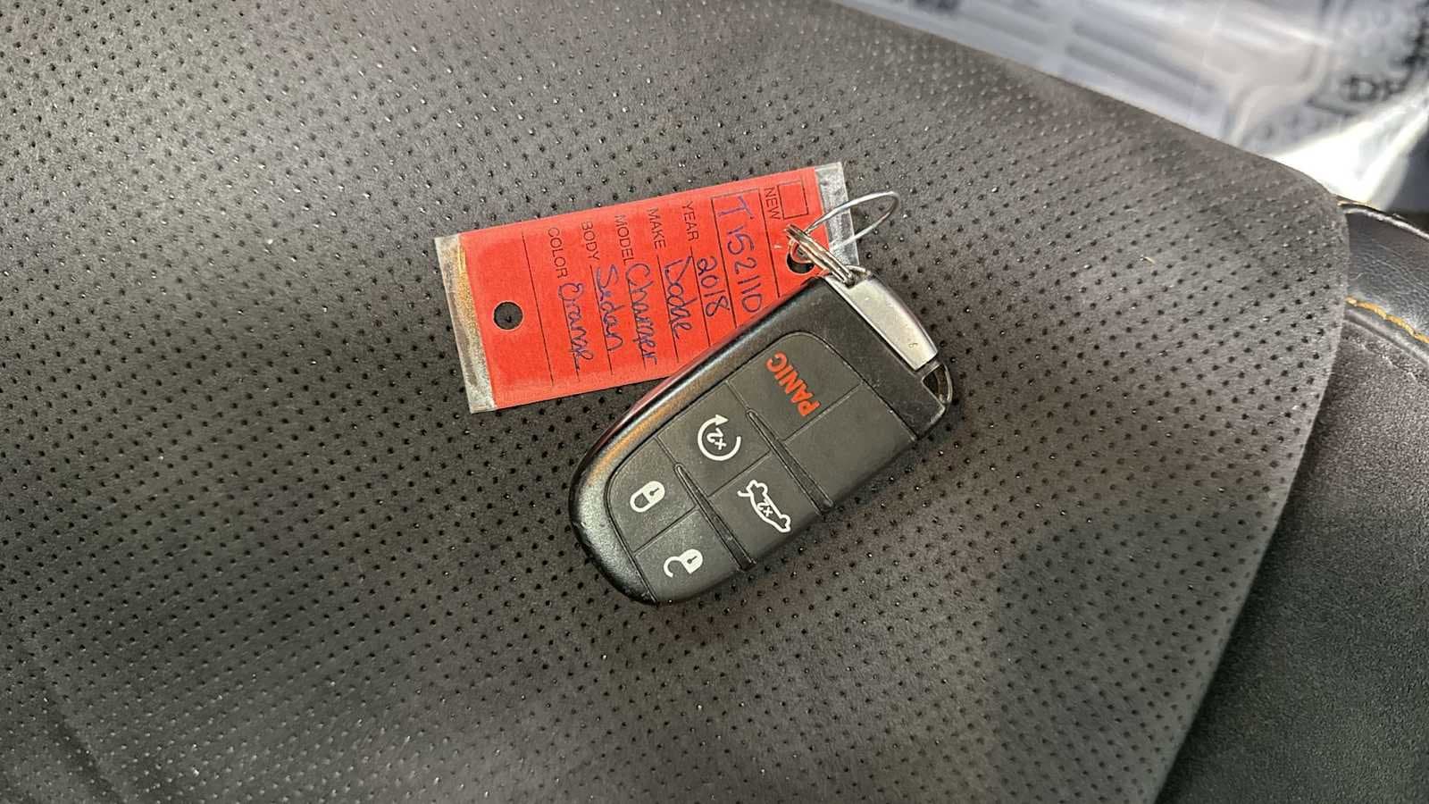 Thumbnail: 2018 Dodge Charger - 32