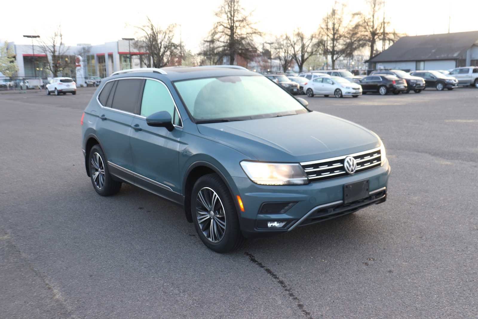 Thumbnail: 2019 Volkswagen Tiguan - 3
