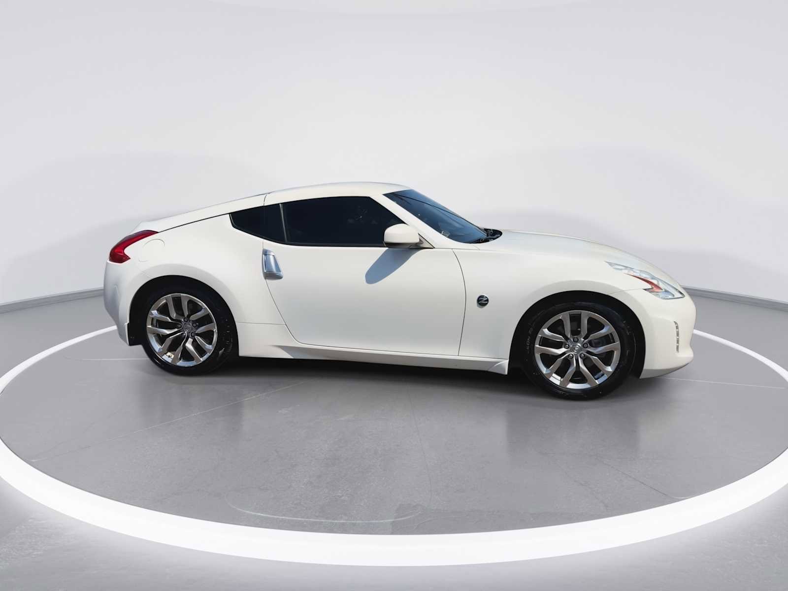 Thumbnail: 2014 Nissan Z - 9