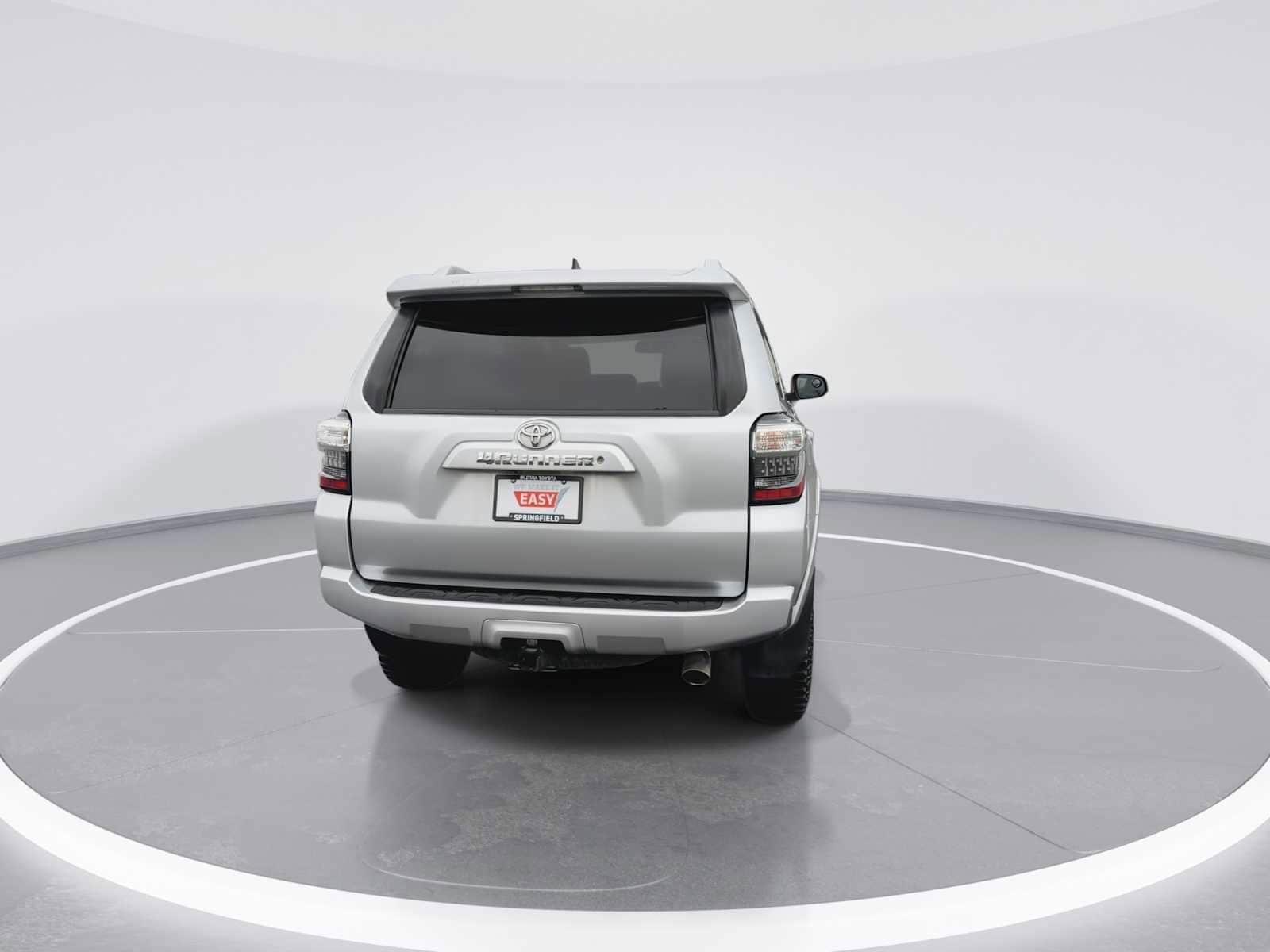 Thumbnail: 2016 Toyota 4Runner - 7