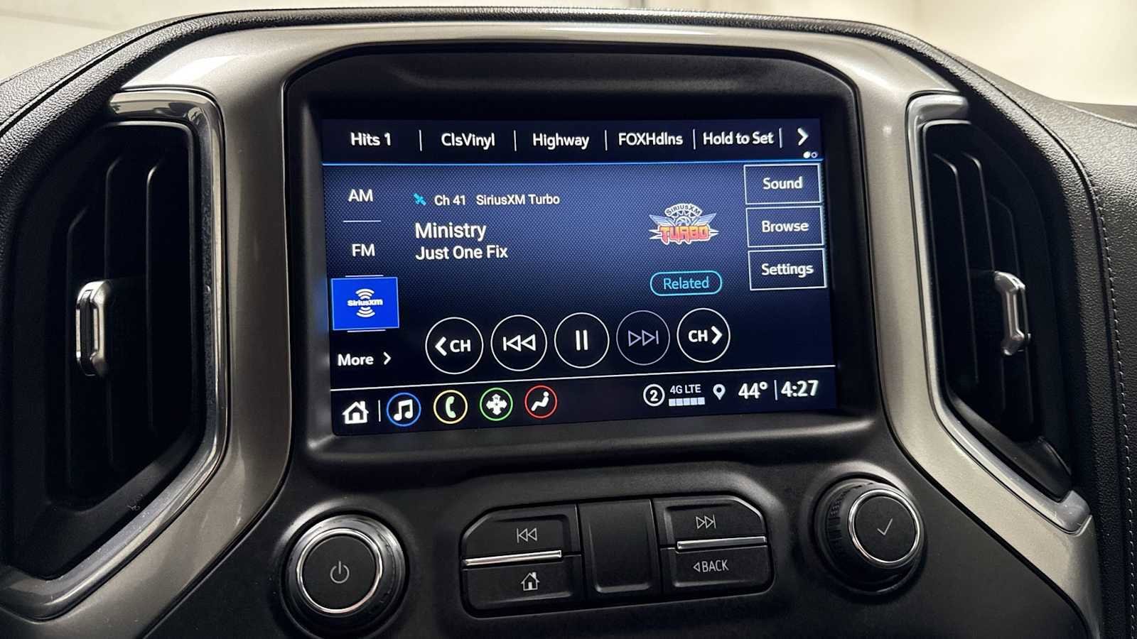 Thumbnail: 2022 Chevrolet Silverado 2500 - 18