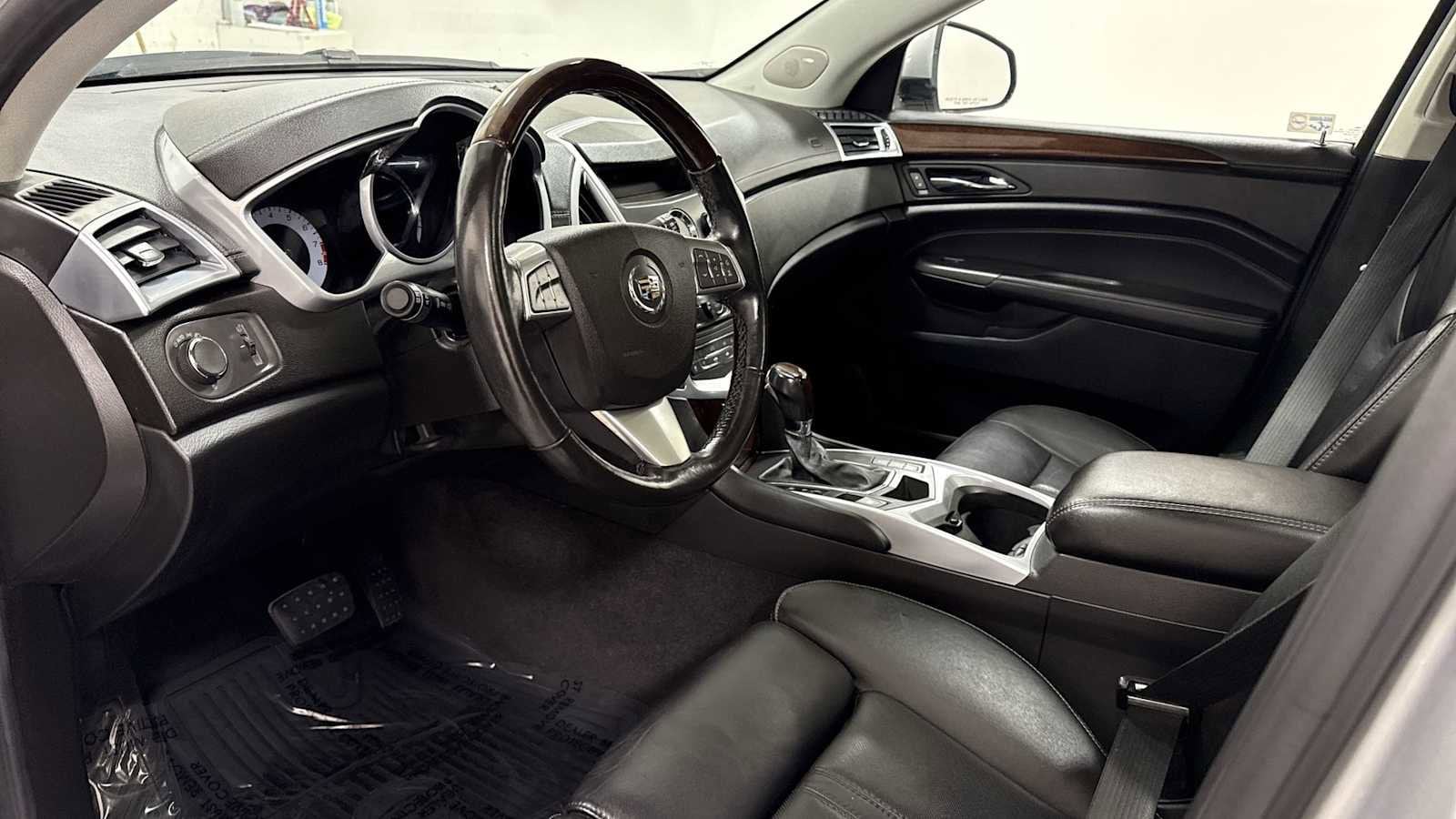 Thumbnail: 2012 Cadillac SRX - 12